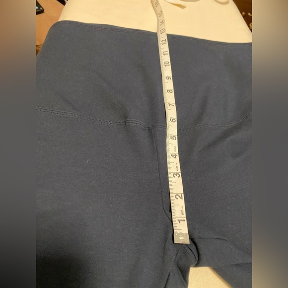 Yummie Tummie Black Plus Size Leggings in Size 3X. - Picture 7 of 8